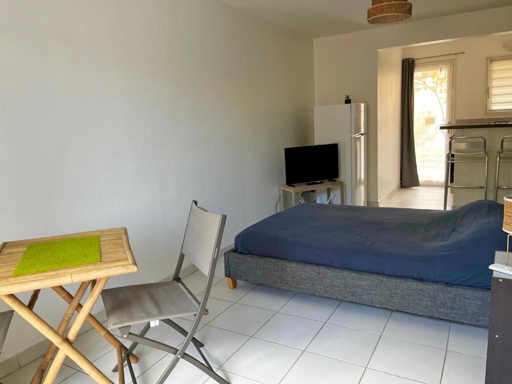 Studio - Residence Avec Piscine Sainte-Anne Exteriör bild
