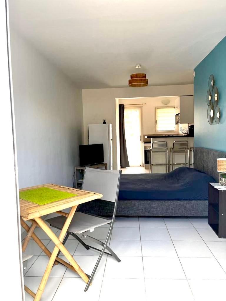 Studio - Residence Avec Piscine Sainte-Anne Exteriör bild