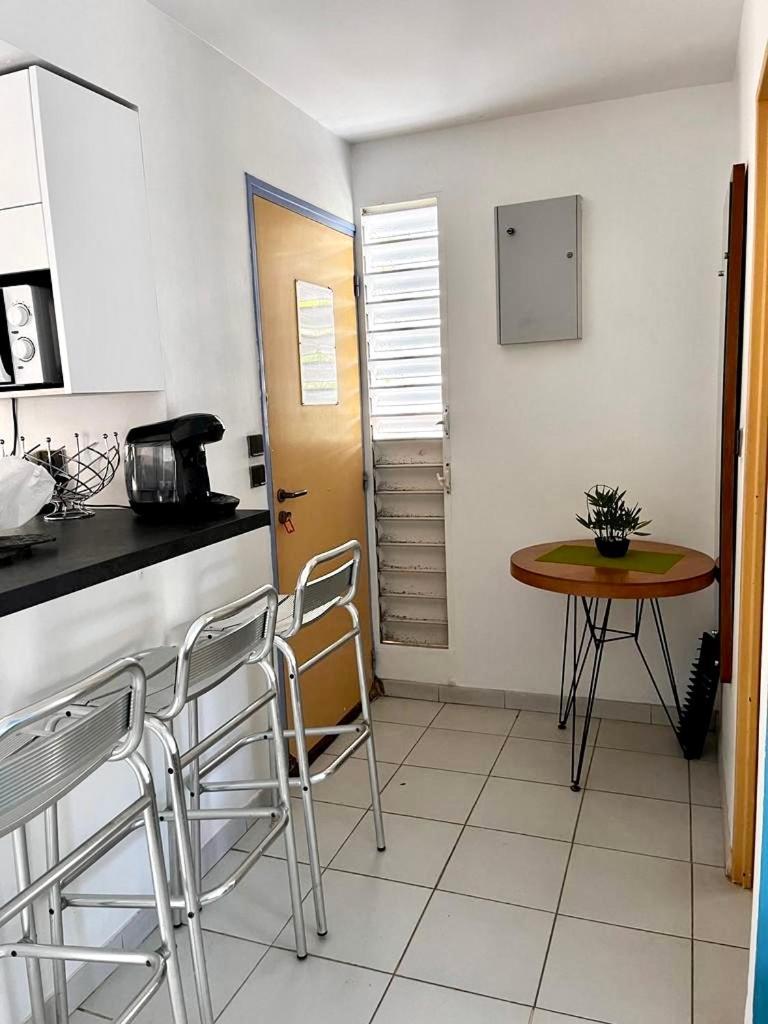 Studio - Residence Avec Piscine Sainte-Anne Exteriör bild